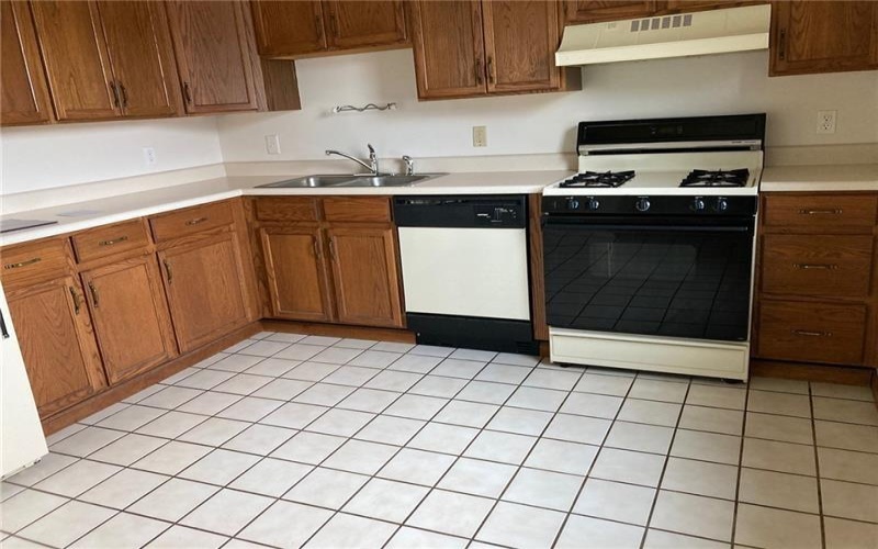 102 Park Drive, Delmont, 15626, 2 Bedrooms Bedrooms, ,1.1 BathroomsBathrooms,Lease,For Rent,Park Drive,1747363