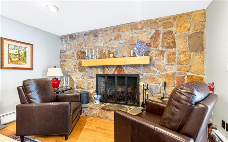 1738 Snowfield Drive, Somerset, 15502, 4 Bedrooms Bedrooms, 8 Rooms Rooms,2.1 BathroomsBathrooms,Residential,For Sale,Snowfield Drive,1739938