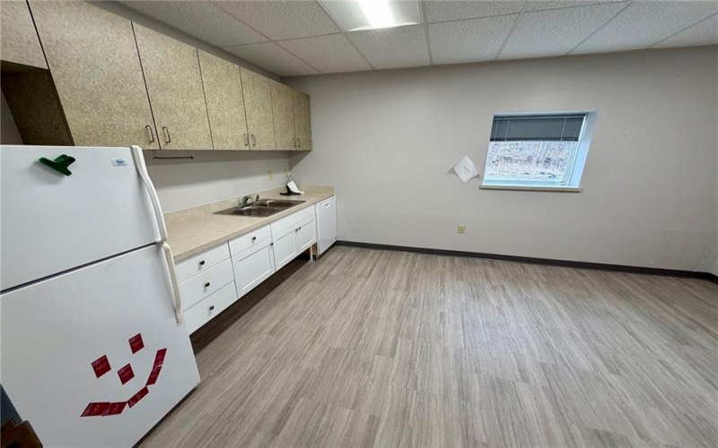 311 Barr St, Mc Donald, 15057, ,Lease,For Rent,Barr St,1747370