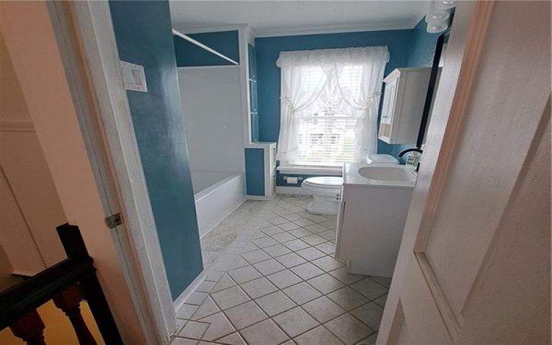 439 Longfellow Street, Vandergrift, 15690, 3 Bedrooms Bedrooms, 8 Rooms Rooms,1.1 BathroomsBathrooms,Residential,For Sale,Longfellow Street,1726160
