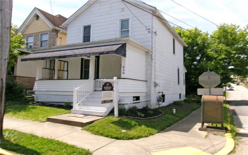 439 Longfellow Street, Vandergrift, 15690, 3 Bedrooms Bedrooms, 8 Rooms Rooms,1.1 BathroomsBathrooms,Residential,For Sale,Longfellow Street,1726160