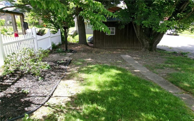 439 Longfellow Street, Vandergrift, 15690, 3 Bedrooms Bedrooms, 8 Rooms Rooms,1.1 BathroomsBathrooms,Residential,For Sale,Longfellow Street,1726160