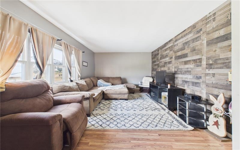214 5th St, Avonmore, 15681, ,Multi-unit,For Sale,5th St,1742740
