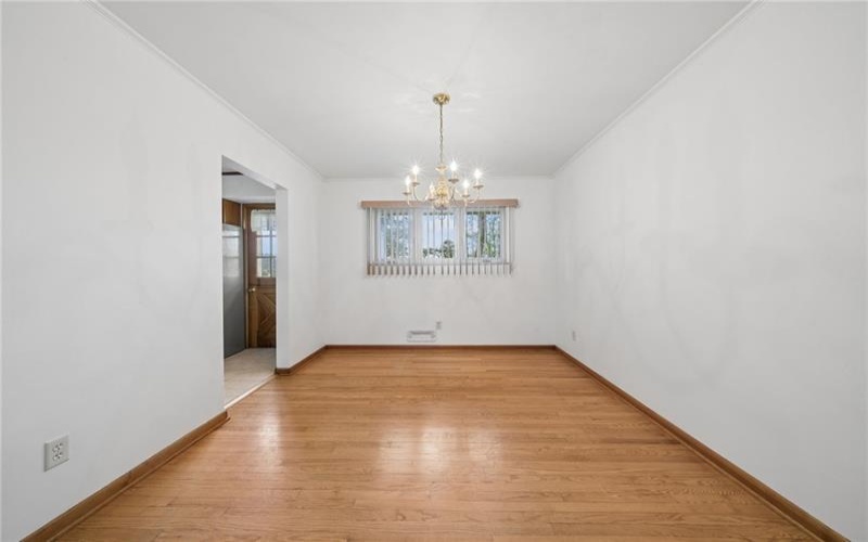 204 LIBERTY, ROSTRAVER TWP, 15012, 4 Bedrooms Bedrooms, 14 Rooms Rooms,3 BathroomsBathrooms,Residential,For Sale,LIBERTY,1747379