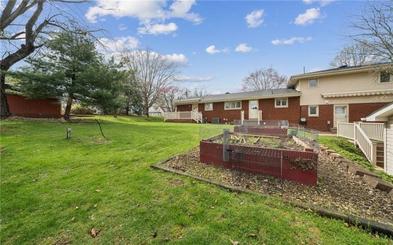 204 LIBERTY, ROSTRAVER TWP, 15012, 4 Bedrooms Bedrooms, 14 Rooms Rooms,3 BathroomsBathrooms,Residential,For Sale,LIBERTY,1747379
