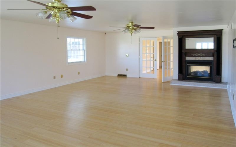 2350 Mount Vernon Ave, EXPORT, 15632, 4 Bedrooms Bedrooms, 10 Rooms Rooms,4 BathroomsBathrooms,Residential,For Sale,Mount Vernon Ave,1742758