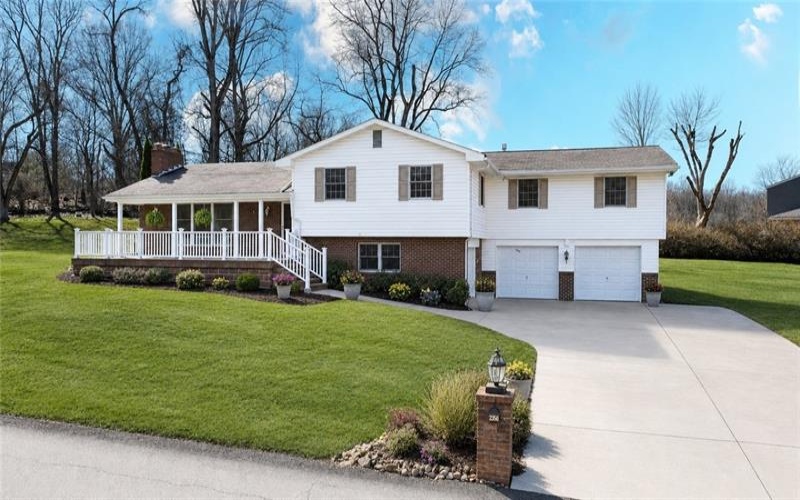 2350 Mount Vernon Ave, EXPORT, 15632, 4 Bedrooms Bedrooms, 10 Rooms Rooms,4 BathroomsBathrooms,Residential,For Sale,Mount Vernon Ave,1742758