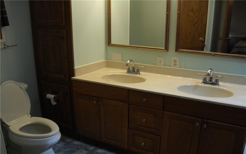 340 Deerfield, washington, 15301, 3 Bedrooms Bedrooms, 1 Room Rooms,2 BathroomsBathrooms,Residential,For Sale,Deerfield,1747395