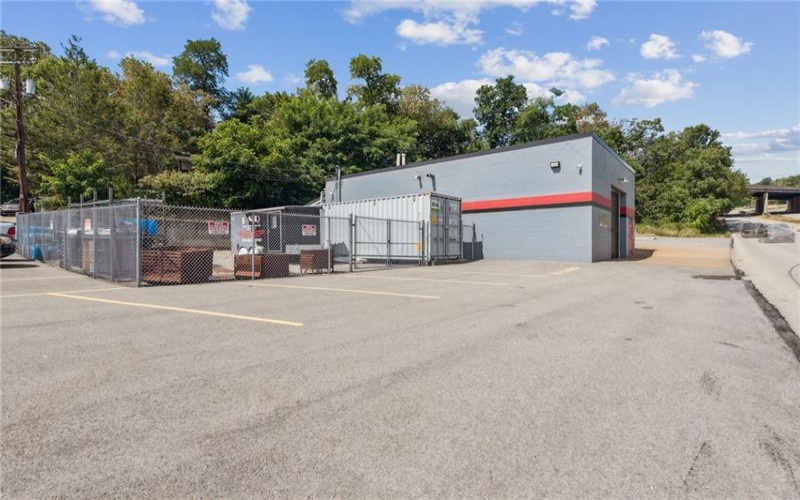 952 Pittsburgh Street, Greensburg, 15601, ,Commercial-industrial-business,For Sale,Pittsburgh Street,1739986