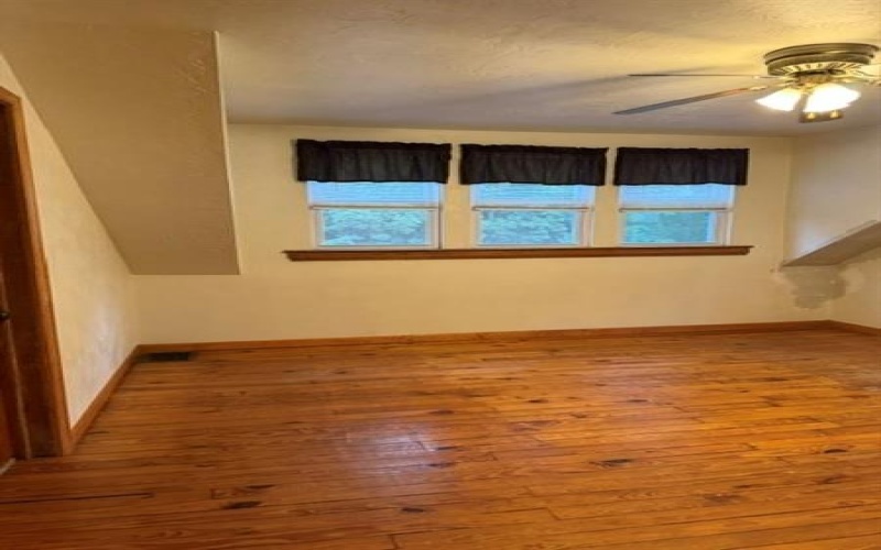 1910 2nd St, Connellsville, 15425, 3 Bedroom Bedrooms, 8 Room Rooms,1.1 BathroomBathrooms,Residential,For Sale,2nd St,1742761