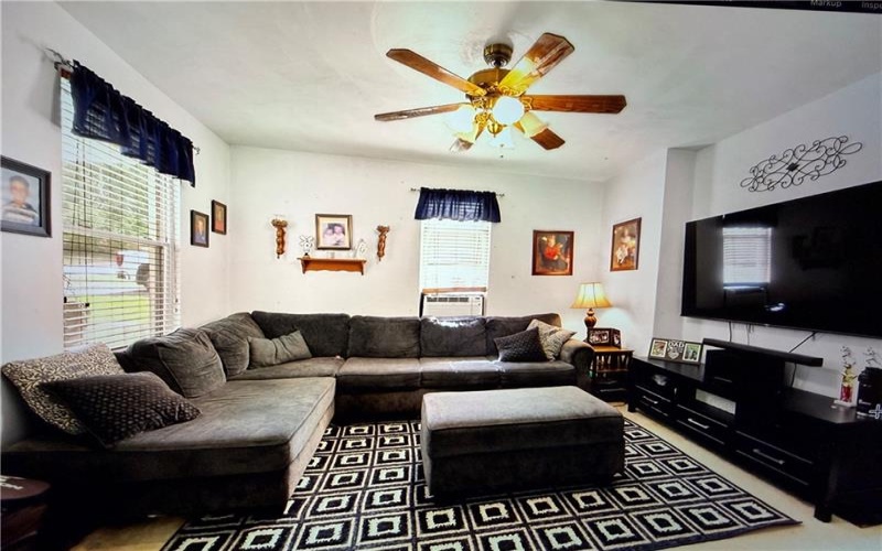 1910 2nd St, Connellsville, 15425, 3 Bedrooms Bedrooms, 8 Rooms Rooms,1.1 BathroomsBathrooms,Residential,For Sale,2nd St,1742761