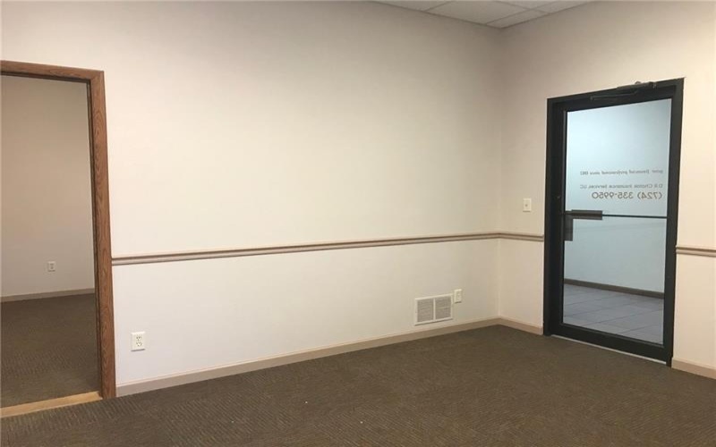 2300 Freeport Road Suite 11, New Kensington, 15068, ,Commercial-industrial-business,For Sale,Freeport Road Suite 11,1739998
