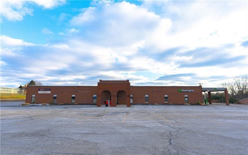2300 Freeport Road Suite 11, New Kensington, 15068, ,Commercial-industrial-business,For Sale,Freeport Road Suite 11,1739998