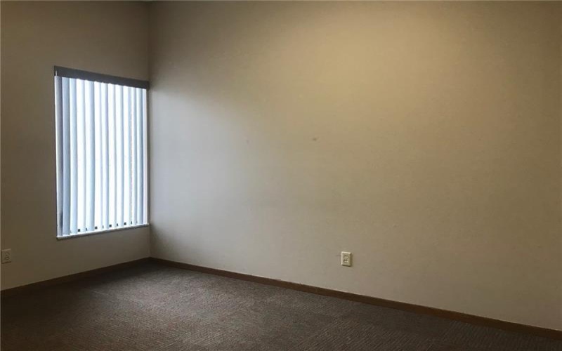 2300 Freeport Road Suite 11, New Kensington, 15068, ,Commercial-industrial-business,For Sale,Freeport Road Suite 11,1739998
