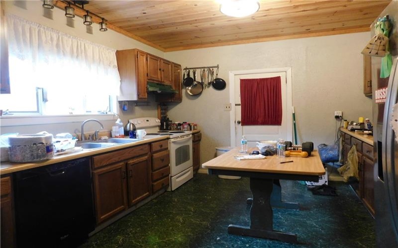 1964 Toms Run Rd, Holbrook, 15341, 4 Bedrooms Bedrooms, ,1.2 BathroomsBathrooms,Farm-acreage-lot,For Sale,Garage and barn,Toms Run Rd,1736752