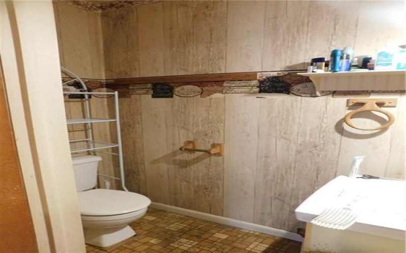 1964 Toms Run Rd, Holbrook, 15341, 4 Bedrooms Bedrooms, ,1.2 BathroomsBathrooms,Farm-acreage-lot,For Sale,Garage and barn,Toms Run Rd,1736752