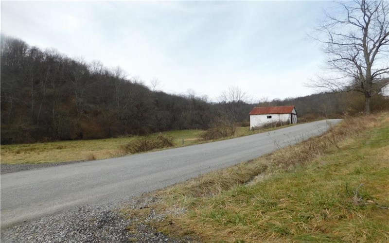 1964 Toms Run Rd, Holbrook, 15341, 4 Bedrooms Bedrooms, ,1.2 BathroomsBathrooms,Farm-acreage-lot,For Sale,Garage and barn,Toms Run Rd,1736752