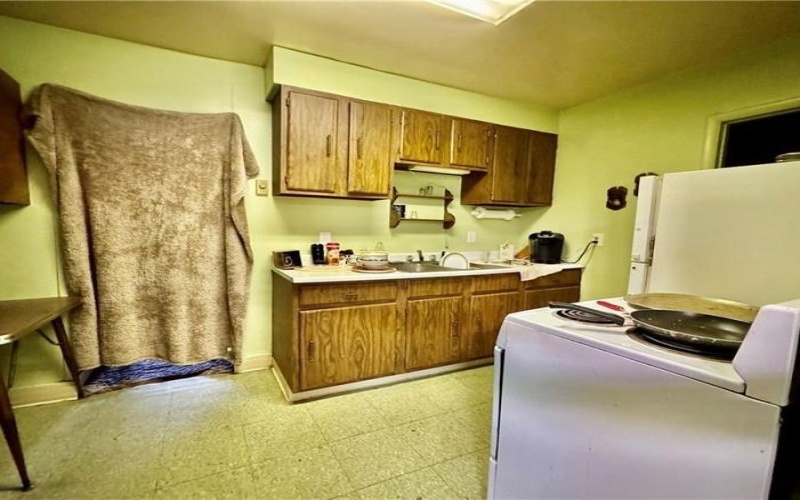 618 Fallowfield Ave., 15022, 15022, ,Commercial-industrial-business,For Sale,Fallowfield Ave.,1740006