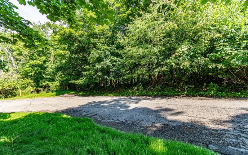 2019 7th St Rd, New Kensington, 15068, ,Farm-acreage-lot,For Sale,7th St Rd,1726349