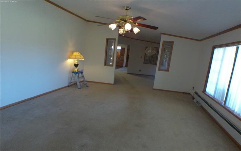 107 HUNTING HILLS ROAD, DILLINER, 15327, 3 Bedrooms Bedrooms, 12 Rooms Rooms,3.1 BathroomsBathrooms,Residential,For Sale,HUNTING HILLS ROAD,1742782