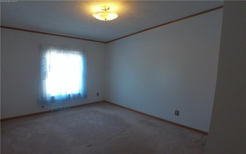 107 HUNTING HILLS ROAD, DILLINER, 15327, 3 Bedrooms Bedrooms, 12 Rooms Rooms,3.1 BathroomsBathrooms,Residential,For Sale,HUNTING HILLS ROAD,1742782