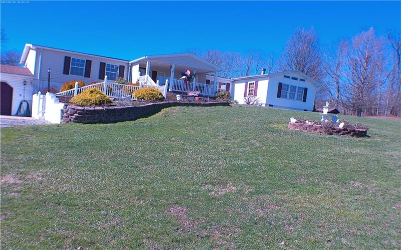 107 HUNTING HILLS ROAD, DILLINER, 15327, 3 Bedrooms Bedrooms, 12 Rooms Rooms,3.1 BathroomsBathrooms,Residential,For Sale,HUNTING HILLS ROAD,1742782