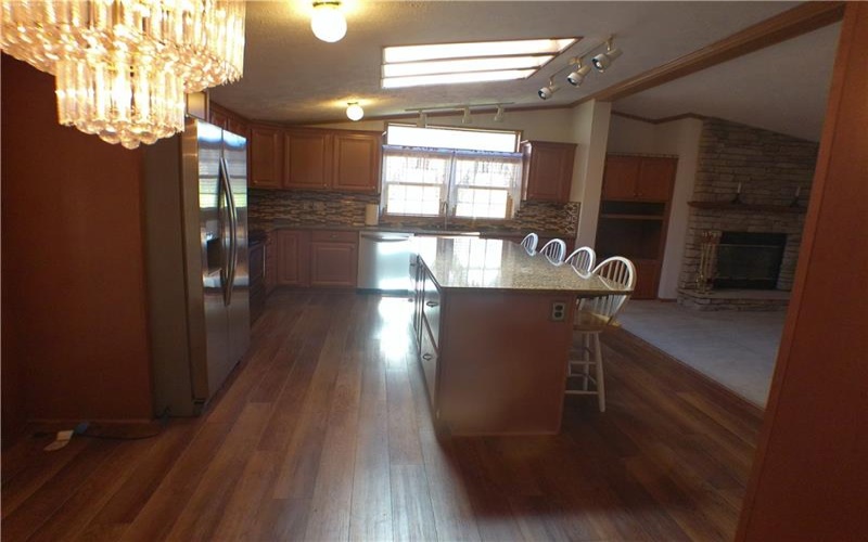 107 HUNTING HILLS ROAD, DILLINER, 15327, 3 Bedrooms Bedrooms, 12 Rooms Rooms,3.1 BathroomsBathrooms,Residential,For Sale,HUNTING HILLS ROAD,1742782