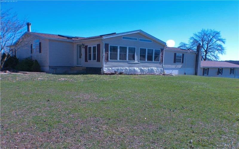 107 HUNTING HILLS ROAD, DILLINER, 15327, 3 Bedrooms Bedrooms, 12 Rooms Rooms,3.1 BathroomsBathrooms,Residential,For Sale,HUNTING HILLS ROAD,1742782