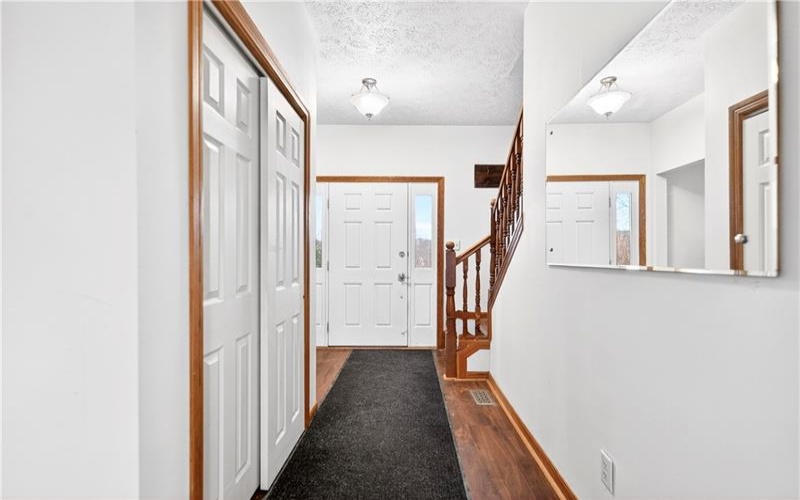 220 Main Rd, West Alexander, 15376, 4 Bedrooms Bedrooms, 8 Rooms Rooms,2.1 BathroomsBathrooms,Residential,For Sale,Main Rd,1740014