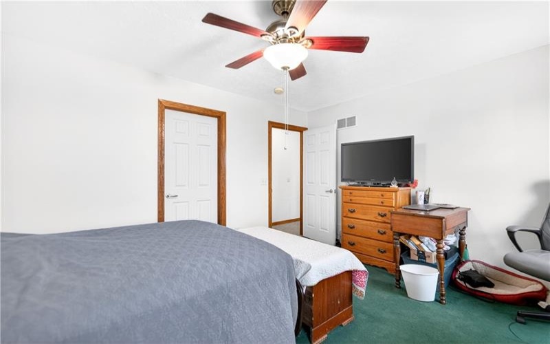 220 Main Rd, West Alexander, 15376, 4 Bedrooms Bedrooms, 8 Rooms Rooms,2.1 BathroomsBathrooms,Residential,For Sale,Main Rd,1740014
