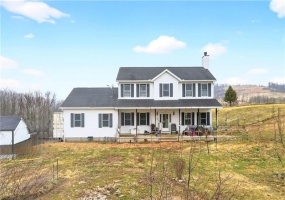 220 Main Rd, West Alexander, 15376, 4 Bedrooms Bedrooms, 8 Rooms Rooms,2.1 BathroomsBathrooms,Residential,For Sale,Main Rd,1740014