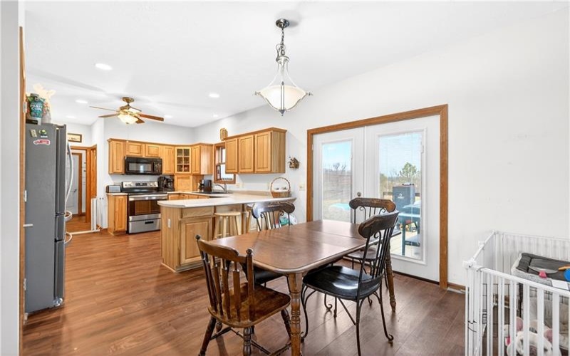 220 Main Rd, West Alexander, 15376, 4 Bedrooms Bedrooms, 8 Rooms Rooms,2.1 BathroomsBathrooms,Residential,For Sale,Main Rd,1740014