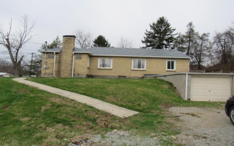4022 Pittsburgh Road, Belle Vernon, 15012, 3 Bedrooms Bedrooms, 6 Rooms Rooms,1 BathroomBathrooms,Residential,For Sale,Pittsburgh Road,1745349