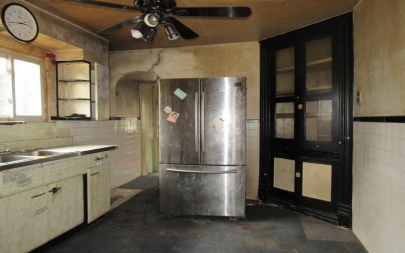 4022 Pittsburgh Road, Belle Vernon, 15012, 3 Bedrooms Bedrooms, 6 Rooms Rooms,1 BathroomBathrooms,Residential,For Sale,Pittsburgh Road,1745349