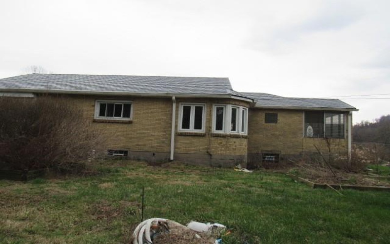 4022 Pittsburgh Road, Belle Vernon, 15012, 3 Bedrooms Bedrooms, 6 Rooms Rooms,1 BathroomBathrooms,Residential,For Sale,Pittsburgh Road,1745349