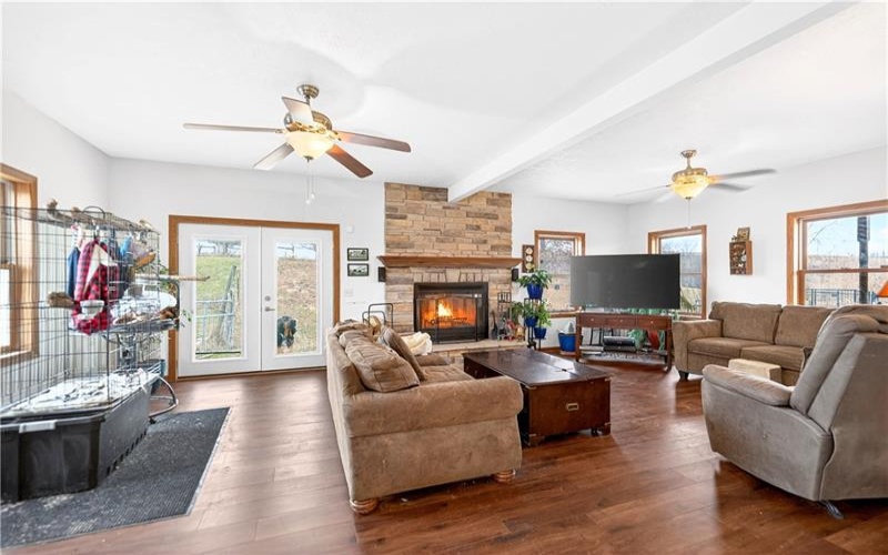 220 Main Rd, West Alexander, 15376, 4 Bedrooms Bedrooms, ,2.1 BathroomsBathrooms,Farm-acreage-lot,For Sale,2,Main Rd,1740019