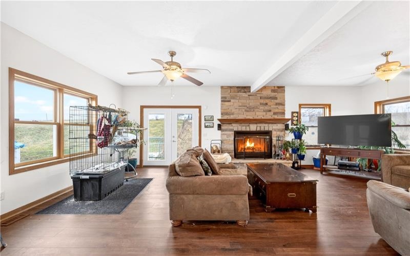 220 Main Rd, West Alexander, 15376, 4 Bedrooms Bedrooms, ,2.1 BathroomsBathrooms,Farm-acreage-lot,For Sale,2,Main Rd,1740019