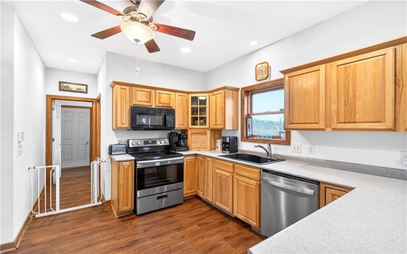 220 Main Rd, West Alexander, 15376, 4 Bedrooms Bedrooms, ,2.1 BathroomsBathrooms,Farm-acreage-lot,For Sale,2,Main Rd,1740019