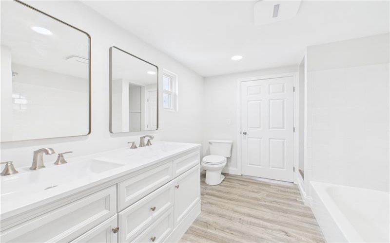 909 1st St, New Salem, 15468, 3 Bedrooms Bedrooms, 7 Rooms Rooms,2.1 BathroomsBathrooms,Residential,For Sale,1st St,1742795