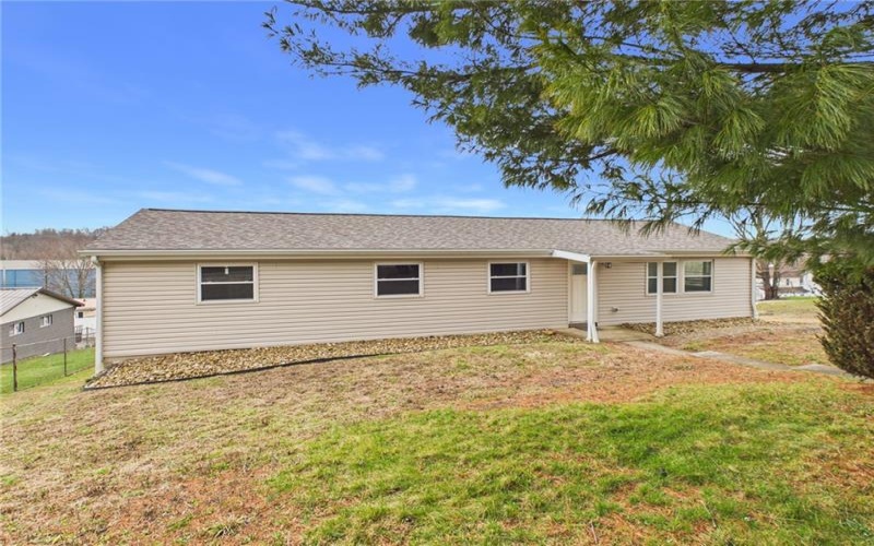 909 1st St, New Salem, 15468, 3 Bedrooms Bedrooms, 7 Rooms Rooms,2.1 BathroomsBathrooms,Residential,For Sale,1st St,1742795