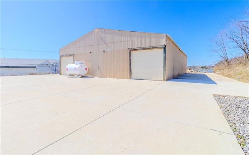 651 East Pittsburgh Street, Greensburg, 15601, ,Commercial-industrial-business,For Sale,East Pittsburgh Street,1745369