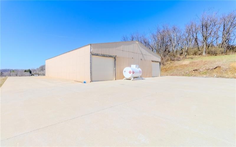 651 East Pittsburgh Street, Greensburg, 15601, ,Commercial-industrial-business,For Sale,East Pittsburgh Street,1745369