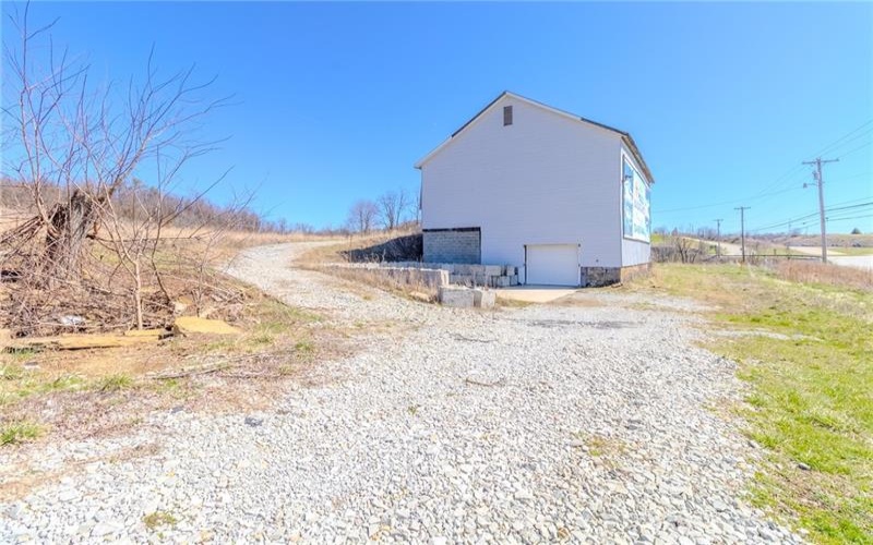 651 East Pittsburgh Street, Greensburg, 15601, ,Commercial-industrial-business,For Sale,East Pittsburgh Street,1745369