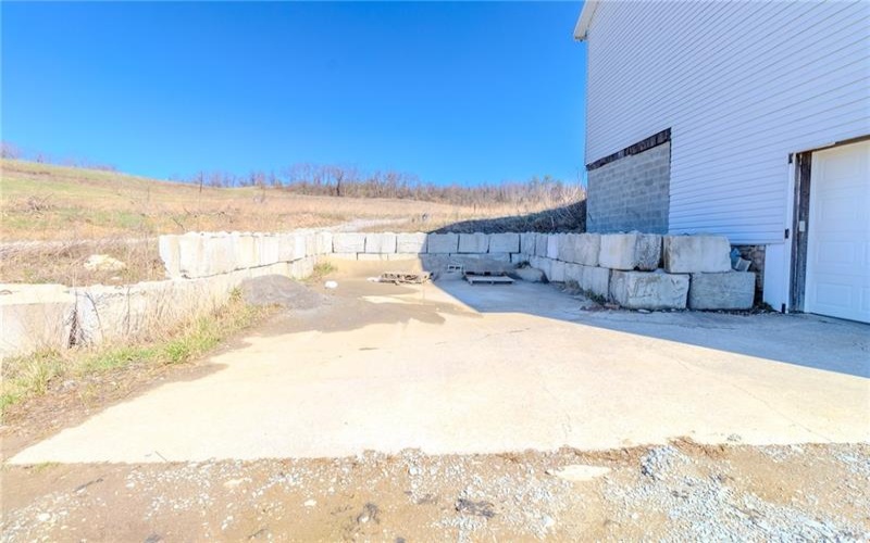 651 East Pittsburgh Street, Greensburg, 15601, ,Commercial-industrial-business,For Sale,East Pittsburgh Street,1745369