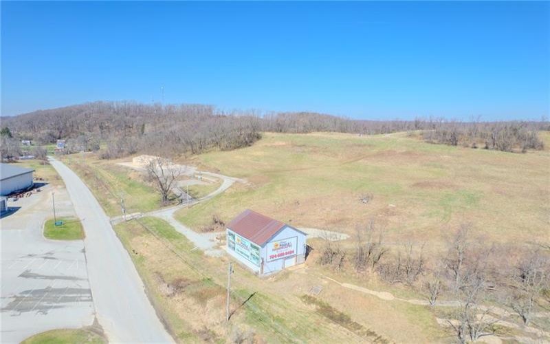 651 East Pittsburgh Street, Greensburg, 15601, ,Commercial-industrial-business,For Sale,East Pittsburgh Street,1745369