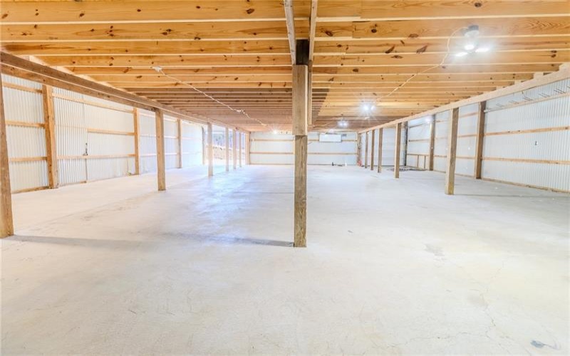 651 East Pittsburgh Street, Greensburg, 15601, ,Commercial-industrial-business,For Sale,East Pittsburgh Street,1745369