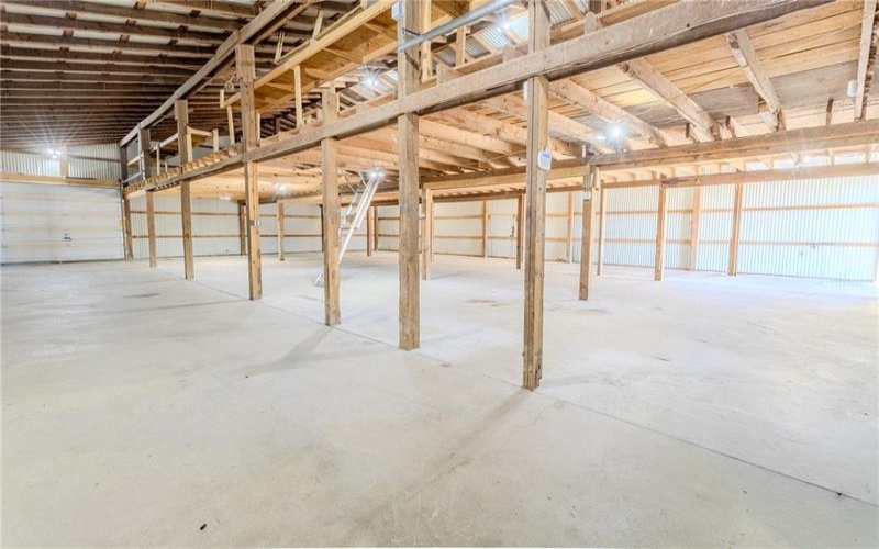 651 East Pittsburgh Street, Greensburg, 15601, ,Commercial-industrial-business,For Sale,East Pittsburgh Street,1745369