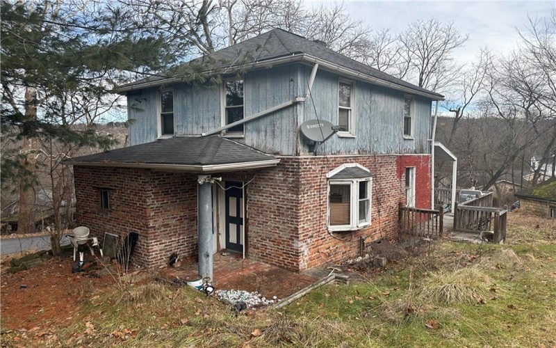 866 Florence St, La Belle, 15450, 3 Bedrooms Bedrooms, ,1 BathroomBathrooms,Residential,For Sale,Florence St,1736806