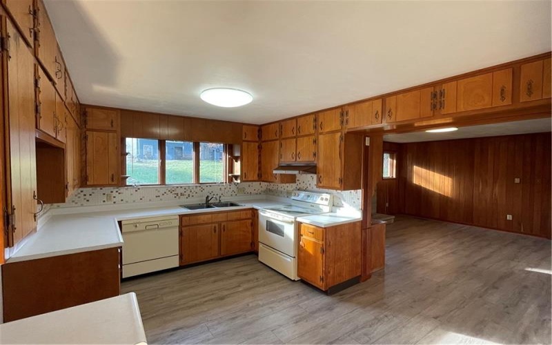 113 Westview Drive, Ligonier, 15658, 3 Bedrooms Bedrooms, 10 Rooms Rooms,2.1 BathroomsBathrooms,Residential,For Sale,Westview Drive,1742805