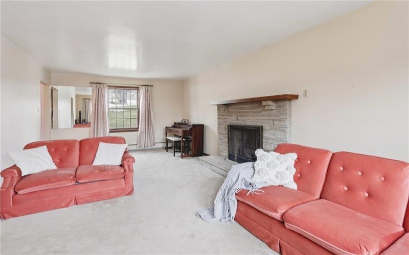 3492 Route 40, Washington, 15301, 4 Bedrooms Bedrooms, 10 Rooms Rooms,1.2 BathroomsBathrooms,Residential,For Sale,Route 40,1740087